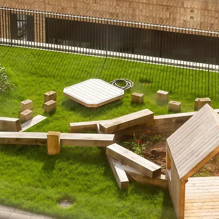 Udsigt Til 20.000.000 Dkk - M.plads Til 6 Personer Apartment *