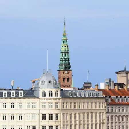 Udsigt Til 20.000.000 Dkk - M.plads Til 6 Personer Apartment