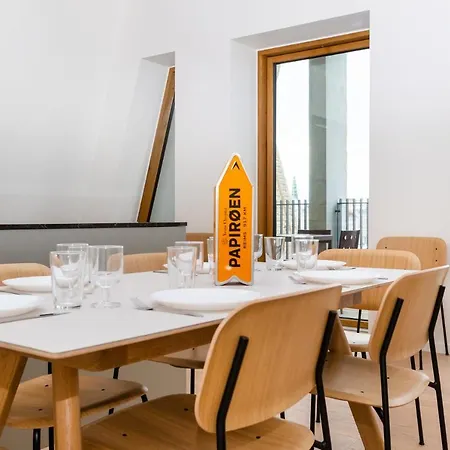 Udsigt Til 20.000.000 Dkk - M.plads Til 6 Personer * Copenhague