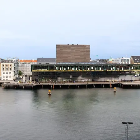 Udsigt Til 20.000.000 Dkk - M.plads Til 6 Personer